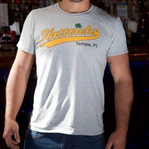 Hattricks Tavern Tampa, FL Grey Short Sleeve Bar T-shirt Size S